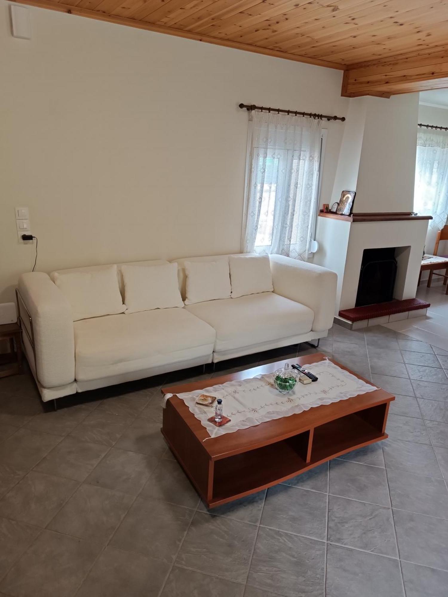 Chrysa'S House Apartment Aígion Luaran gambar